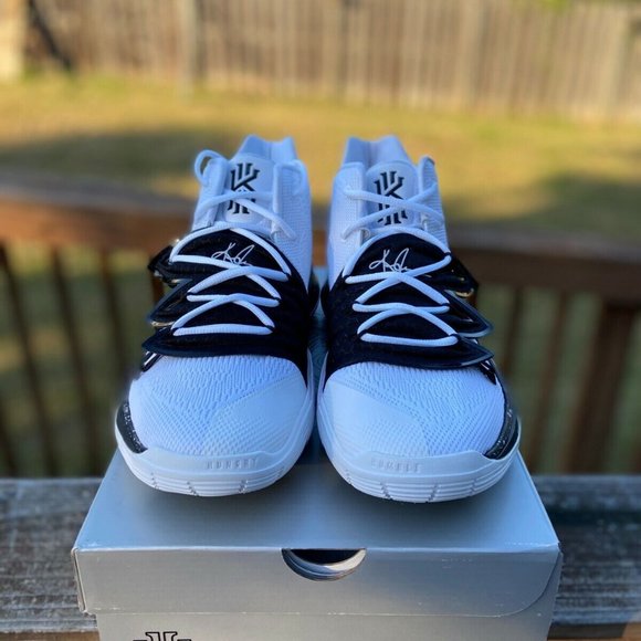 Nike Kyrie 5 TB Team Oreo White Black Basketball Shoes Men\'s CN9519-100 NEW main image 10